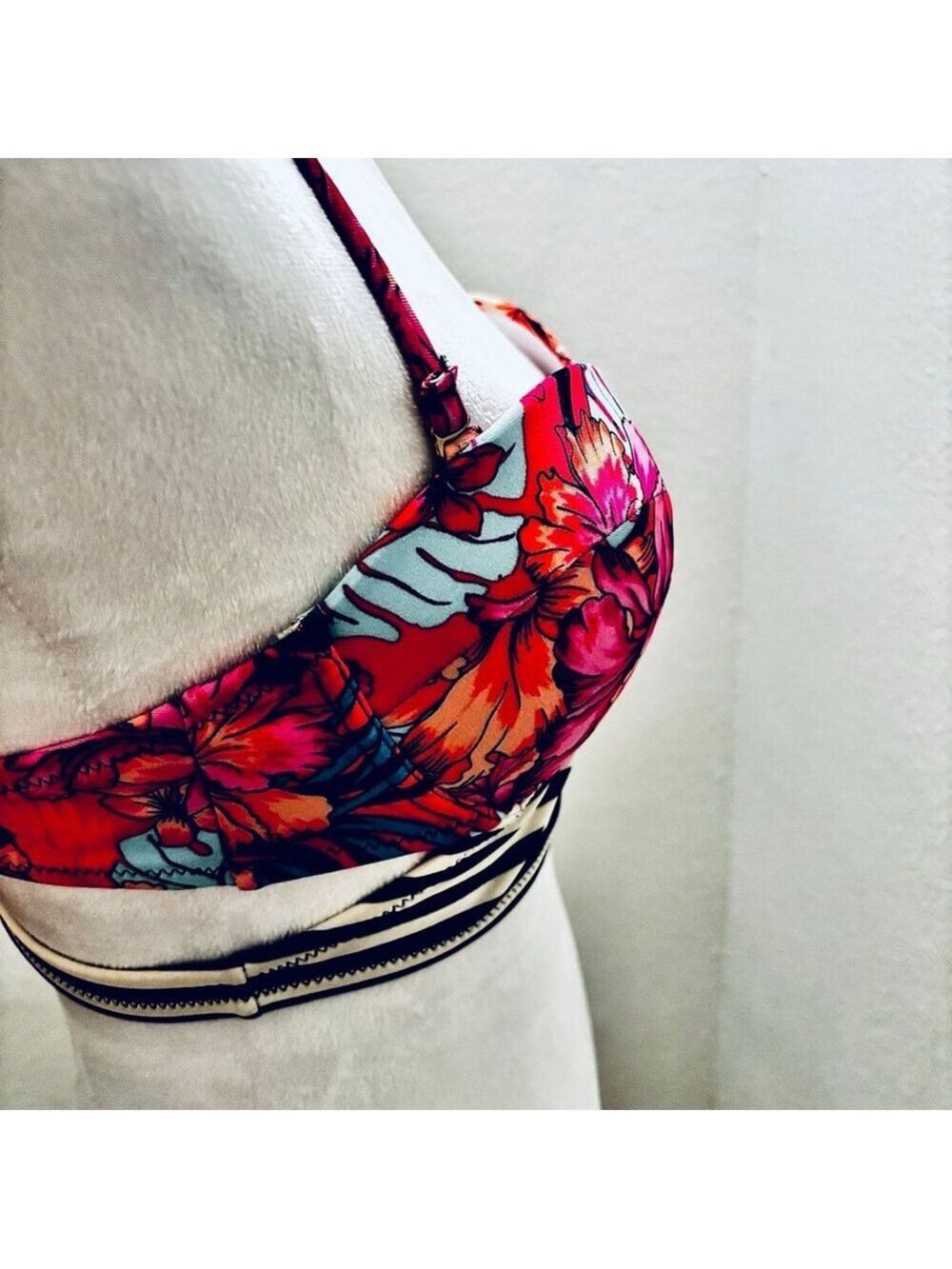 New Xhilaration Floral Striped Push-Up Bikini Top M Pink Black White Teal - Picture 12 of 12